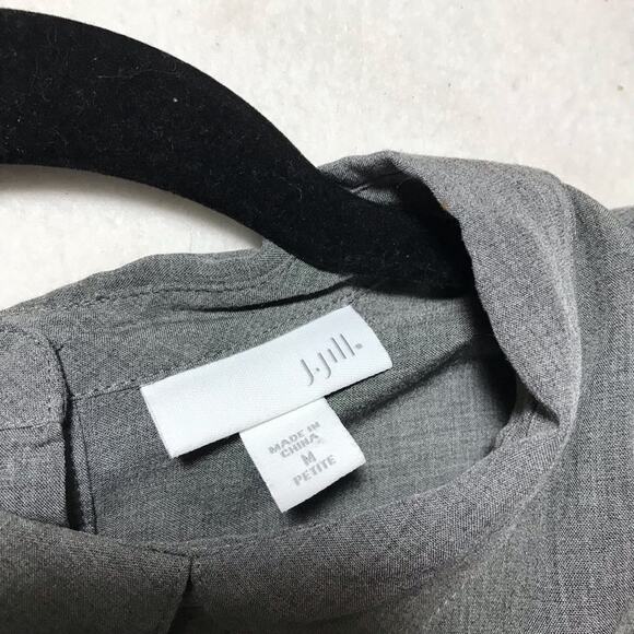 J Jill med rayon long sleeve back button Peter Pan collar grey blouse boxy loose - Picture 3 of 9